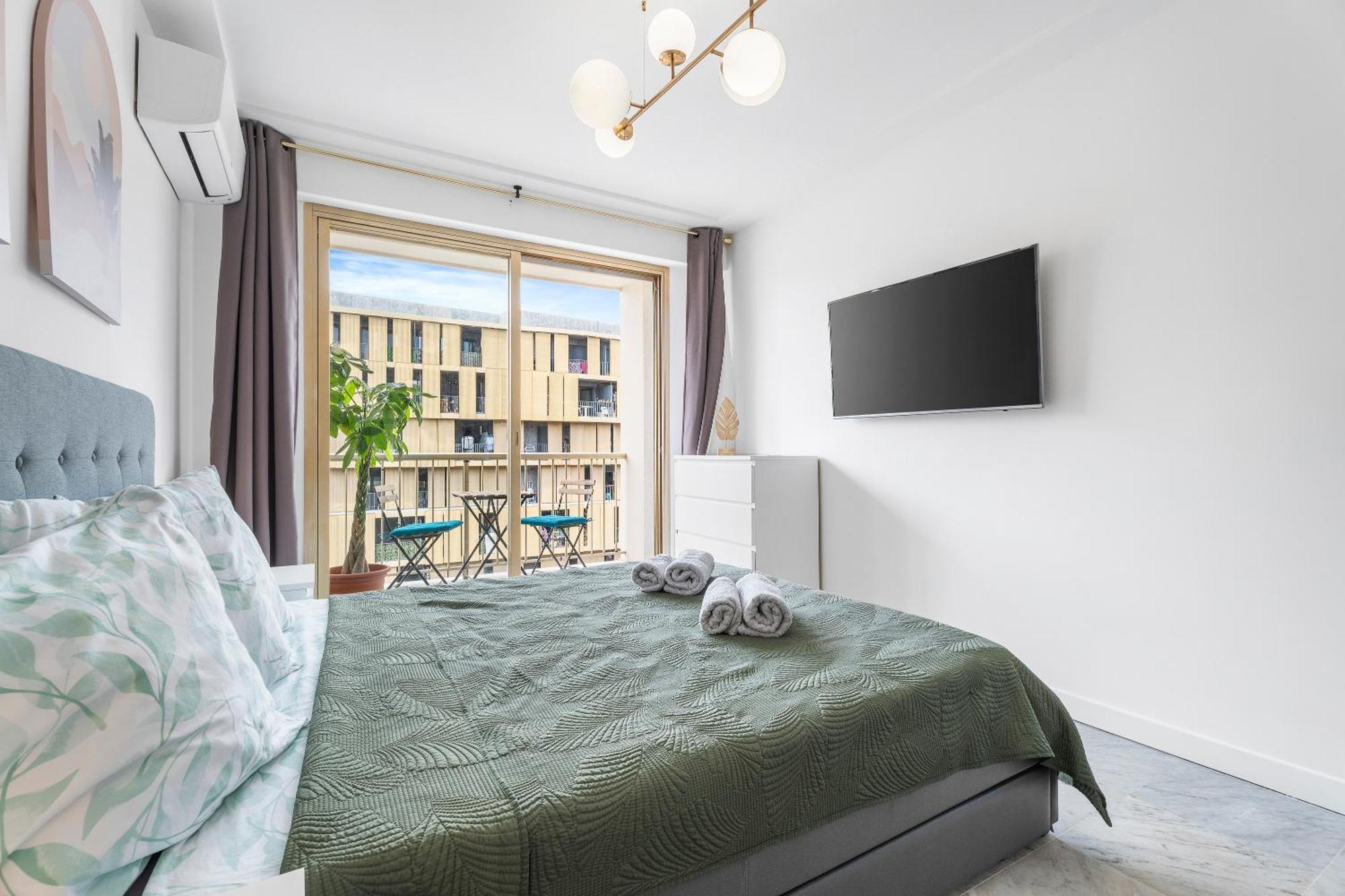 Appartement Elegant Avec Terrasse Proche Tramway *