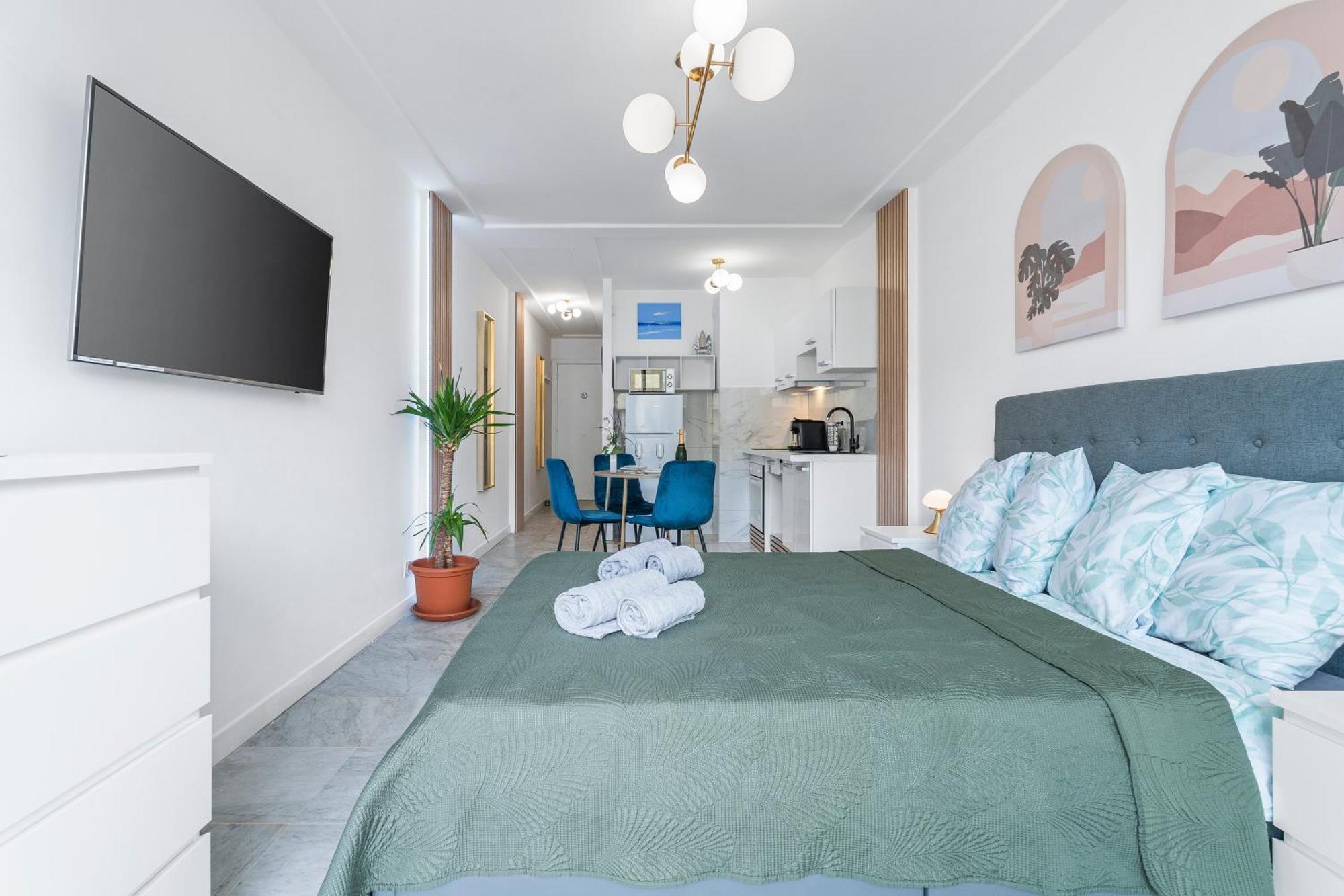 Appartement Elegant Avec Terrasse Proche Tramway Nice
